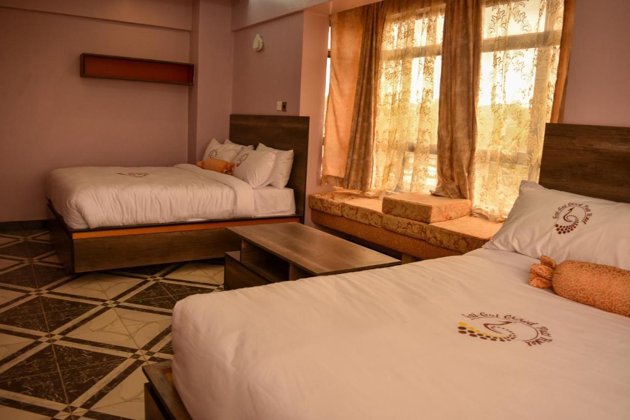 Good Putt Hotel นาคูรู ภายนอก รูปภาพ